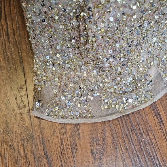 Mac Duggal dress, size 6, new with tags, bald spots on back bottom as shown - Picture 14 of 16